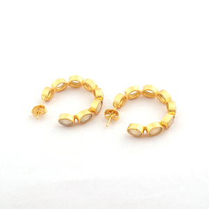 Pendientes de Aro Minimalistas de Piedras Preciosas para Mujer, Aros de Latón Chapado en Oro, Calcedonia Blanca, Corte Facetado, Medio Abierto - Product Image 5