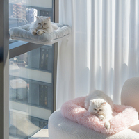 Hamac de fenêtre pour chat sans fil, pliable, en fausse fourrure, avec ventouses robustes, pour intérieur