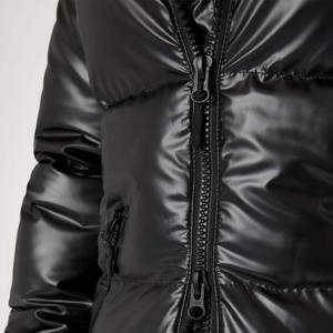 Veste d'hiver pour femmes vêtements d'extérieur respirants avec col à capuche fermeture éclair personnalisée - Product Image 5