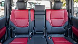 MEILLEURES VENTES RAPIDES POUR TOYOTA LAND-CRUISER 300 VXR 3.3D d'occasion, toutes options, <span class=keywords><strong>4x4</strong></span>, SUV durable, V6 bi-turbo - Product Image 4