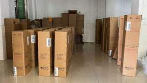 Sofá Chesterfield con mechones redondos y modernos de un solo asiento, muebles de tela adaptables, característica ajustable para uso en el hogar, Hotel, sala de estar - Product Image 3