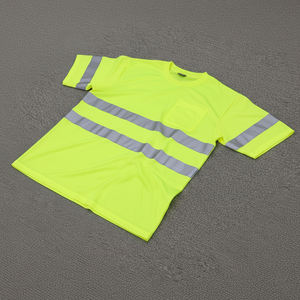 Camisetas de Trabajo de Alta Visibilidad 100% Poliéster OEM/ODM, Color Negro, con Logotipo Personalizado Serigrafiado y Cinta Reflectante para Hombre - Product Image 1