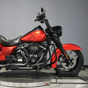 Harley-Davidson Road King 107ci V-Twin Engine, moto de tourisme neuve, performances premium, prête à être expédiée dans le monde entier - Product Image 1