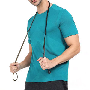 Top tendencia de alta calidad Hombres Camiseta Conjunto corto logotipo personalizado/color estilo perfecto Camiseta transpirable Conjunto corto con peso ligero - Product Image 5