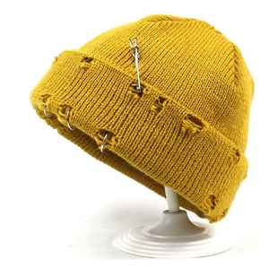Gorro de Punto Rasgado de Moda Urbana con Imperdible, Gorro de Punto Acrílico - Product Image 2