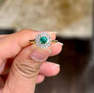 Regal Charm Emerald 14K Gold <b>Ring</b> Showcasing A Brilliant Green Emerald A Classic Gold Setting Perfect For A Timeless Luxury Look - Product Image 1