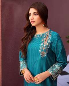 Belle robe pakistanaise décontractée de taille personnalisée pour femmes musulmanes avec broderie imprimée robe pakistanaise pour femmes WS INTERNATIONAL - Product Image 3