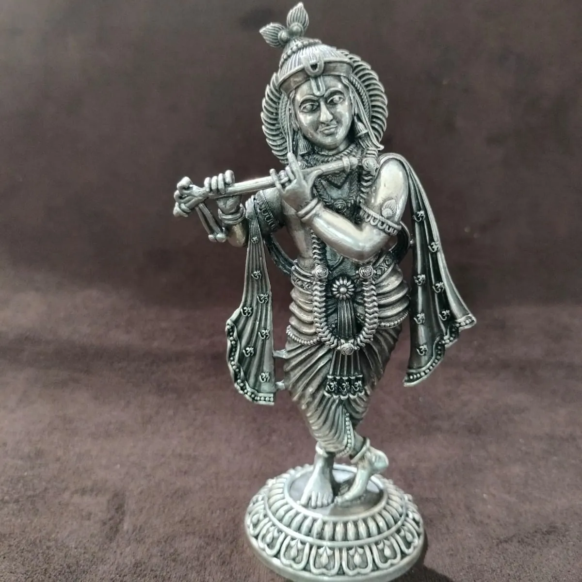 Nuovo arrivo artigianale puro argento Design Krishna statua per la decorazione della casa e regalo da produzione indiana e fornitori