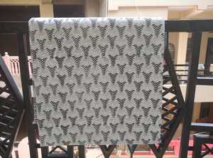 Couverture de table de salle à manger élégante imprimée Handblock Nappe de table en pur coton moderne et écologique pour le Nouvel An - Product Image 3