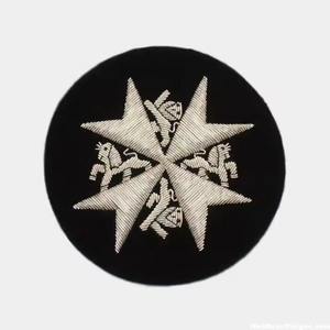 Vos besoins fabriquent des patchs brodés pour vêtements de chapeau Usine OEM Nous offrons une grande variété de patchs de broderie en fer personnalisés Tissu sergé - Product Image 5