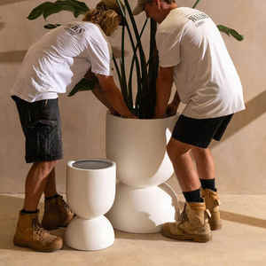 Design moderne Grands pots de fleurs en ciment Jardinières d'extérieur Matériau écologique pour les plantes et l'aménagement paysager - Product Image 1