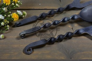 Juego de Cubiertos de Hierro Medieval, Forjado a Mano, Estilo Rústico Vikingo, Hecho a Mano, en Oferta - Product Image 4