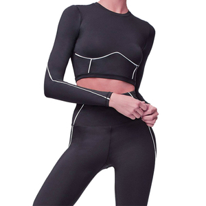 Logo personnalisé vêtements de sport femmes noir 2 pièces vêtements de yoga ensemble de vêtements de sport fabricants de marque privée ensembles de vêtements de fitness 2026 - Product Image 2