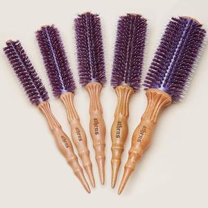 Brosse coiffante ionique pour usage professionnel en salon - Brosse à rouleaux Cellreborn Athens Goddess avec poils en bois et design ventilé - Product Image 5