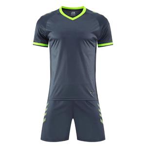 Maillot de football à manches courtes Kit de football ensemble pour hommes adultes et enfants formation Teamwear élèves du primaire été - Product Image 1