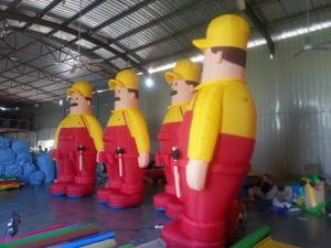 Globo Inflable con Diseño de Cartón Impreso Digitalmente con Dimensiones de Más de 12 Pies para Eventos Publicitarios e Inflado con Bomba de Aire Eléctrica - Product Image 3