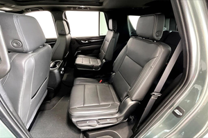 GMC Yukon Denali 4WD 2023 Usado en Excelentes Condiciones (Volante a la Izquierda/Derecha) - Product Image 3