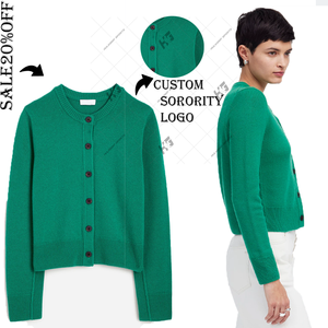 OEM Sorority Green Knitted Pullover Cardigan Sweater para mujer O-cuello Estilo casual con logotipo personalizado para el invierno - Product Image 1