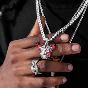 Colgante Hip Hop Personalizado para Hombre, Chapado en Oro, con Diamantes CZ y Cadena - Product Image 1