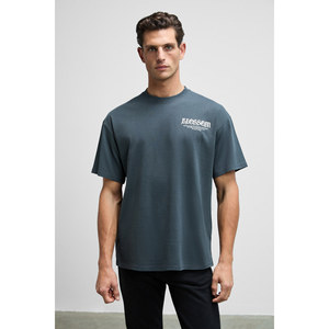 เสื้อยืดคอกลมทรงโอเวอร์ไซส์ ยี่ห้อ GRIMELANGE VORTEX สำหรับผู้ชาย ปักลายที่อก พิมพ์ลายด้านหลัง ผลิตจากผ้าฝ้ายออร์แกนิค 100% - Product Image 2