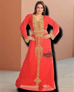 Kaftan marocain en polyester pour femmes, fait à la main, orné de perles et de paillettes, design uni, grande taille, léger, longueur au sol, manches longues, col haut - Product Image 1