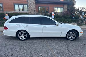 MERCEDES-BENZ E320 4MATIC WAGON 2004 D'OCCASION CÔTÉ GAUCHE/DROIT - Product Image 2