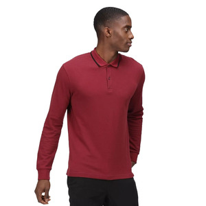 เสื้อโปโลแขนยาวผ้าคอตตอนสีแดงเข้มสำหรับผู้ชายปักโลโก้ - Product Image 1