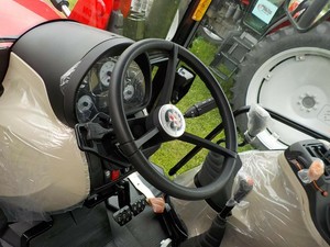 รถแทรกเตอร์อเนกประสงค์มาสซีย์เฟอร์กูสัน 4707 ปี 2025 ประสิทธิภาพสูง 75 แรงม้า ขับเคลื่อน 4 ล้อ สำหรับการเกษตร - Product Image 6