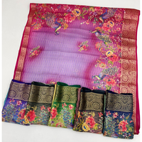 Sari en soie Dola Sai Prem au design tendance, avec chemisier contrastant, jaune festif, broderie détaillée, longueur ras du sol, idéal pour mariage