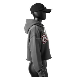 Sudadera Corta de Mujer de Alta Calidad, 320 GSM, Felpa Suave, en Gris Oscuro con Logotipo Bordado Personalizado y Corte Moderno con Bordes Deshilachados - Product Image 3