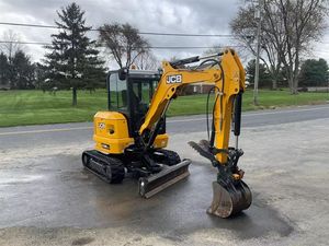 Mini-excavatrice sur chenilles JCB pas chère de 1,5 tonne avec moteur, pompe et boîte de vitesses - Haute efficacité, garantie de 2 ans à vendre - Product Image 4