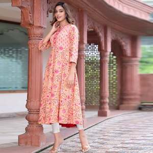 Ensemble Anarkali Kurta pour femmes en coton rose à imprimé floral, 48 pouces - Product Image 4