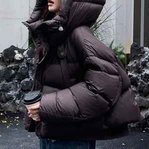 Veste coupe-vent de qualité supérieure Veste bouffante à capuche décontractée et élégante pour femmes Veste d'hiver élégante à couleur personnalisée - Product Image 5