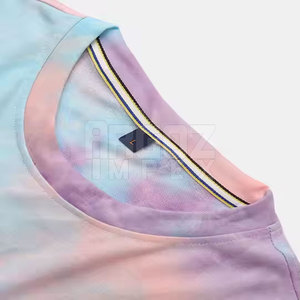 เสื้อสเวตเชิ้ตผู้ชายดีไซน์ใหม่สำหรับฤดูหนาว ผ้าโพลีเอสเตอร์ 100% สีและโลโก้ปรับแต่งได้ แห้งเร็ว ระบายอากาศได้ดี สวมใส่สบาย คุณภาพสูง - Product Image 4