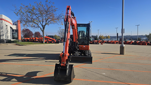 NUEVA/USADA Miniexcavadora Kubota U55 5 de 5 toneladas con fuerte fuerza de excavación para trabajos de ingeniería y movimiento de tierras - Product Image 3