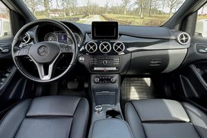 MERCEDES-BENZ B250E 2017 USADO, Volante a la Izquierda/Derecha - Product Image 4