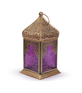 Haute qualité nouvelle lanterne décorative en métal et en verre faite à la main couleur violette pour les décorations de maison de noël de mariage - Product Image 1
