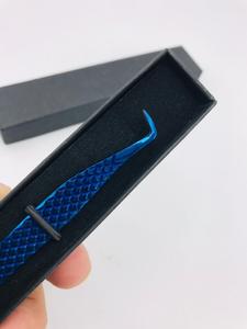 Pince à épiler d'extension de cils couleur personnalisée avec poignée diamantée Outil de ramassage de cils à pointe en fibre d'acier inoxydable avec logo personnalisé - Product Image 6