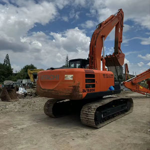 Machines de construction lourdes d'occasion Hitachi Excavateur à roues ZX200-5G Modèle 2023 95% NOUVEAU Offre Spéciale à moteur à faible durée - Product Image 1