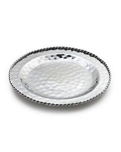 Plaque de chargeur en métal au design martelé pour les repas de tous les jours et les occasions spéciales et les paramètres de table de restaurant élégants - Product Image 4