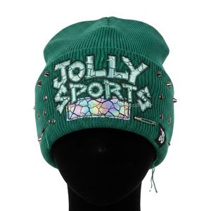 Gorro de Punto Acrílico para Mujer, Gorro de Invierno GSM, Logotipo Bordado Personalizado, Tachuelas Metálicas, Diseño Urbano Elegante, Gorro Jacquard - Product Image 1