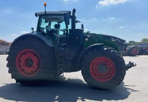 Tracteur agricole Fendt 220 CV, moteur Deutz, 4 roues motrices, cabine fermée - Product Image 4