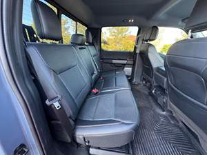 F-350 Super Duty Lariat 4x4 2023 ~11 600 milles, moteur Godzilla V8 de 7,3 litres, 4 roues motrices, différentiel arrière verrouillable - Product Image 6