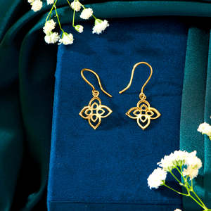 Boucles d'oreilles pendantes tendance pour femmes - Style Garden Delight - Product Image 1