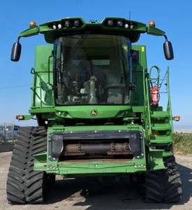 Cosechadora John Deere S780i con Tracción en las Cuatro Ruedas, Transmisión Automática, 6 Cilindros, para Trabajo Pesado - Product Image 3