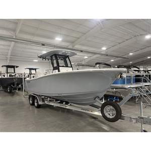 Bateau Premium 232 Sportsman Open 2026 pour les Passionnés de Sports Nautiques - Product Image 3