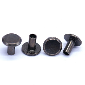 Rivet semi-tubulaire en laiton à tête conique plate 10x4x8mm nickelé noir norme ISO industriel - Product Image 1