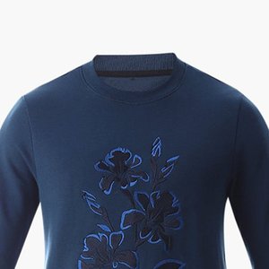 Vente en gros de sweatshirts en coton épais avec logo brodé sur mesure pour hommes sweatshirts vintage à manches longues et col rond personnalisés en usine - Product Image 4