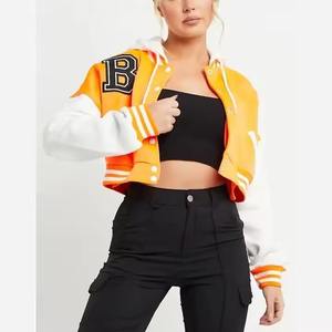 Veste de baseball personnalisée en gros avec logo, veste universitaire pour femmes de haute qualité, vestes universitaires d'automne pour femmes - Product Image 2