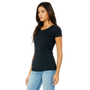 50% Polyester 25% Airlume peigné et anneau filé coton 25% rayonne 40 simple 3.8 oz noir de charbon de bois Triblend manches courtes femmes T-S - Product Image 2